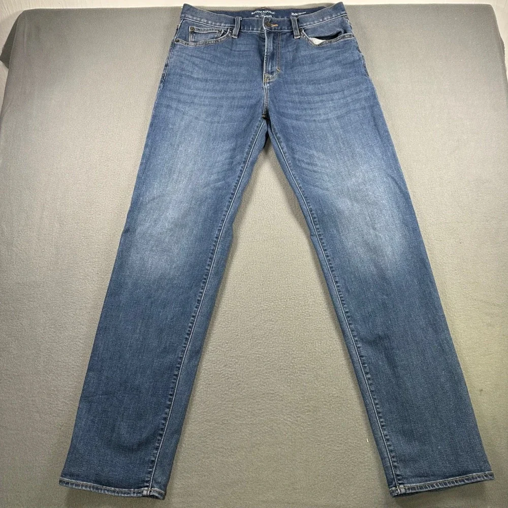 Banana Republic Travel Jean Mens 32x34 Straight Fit Medium Wash Blue Denim